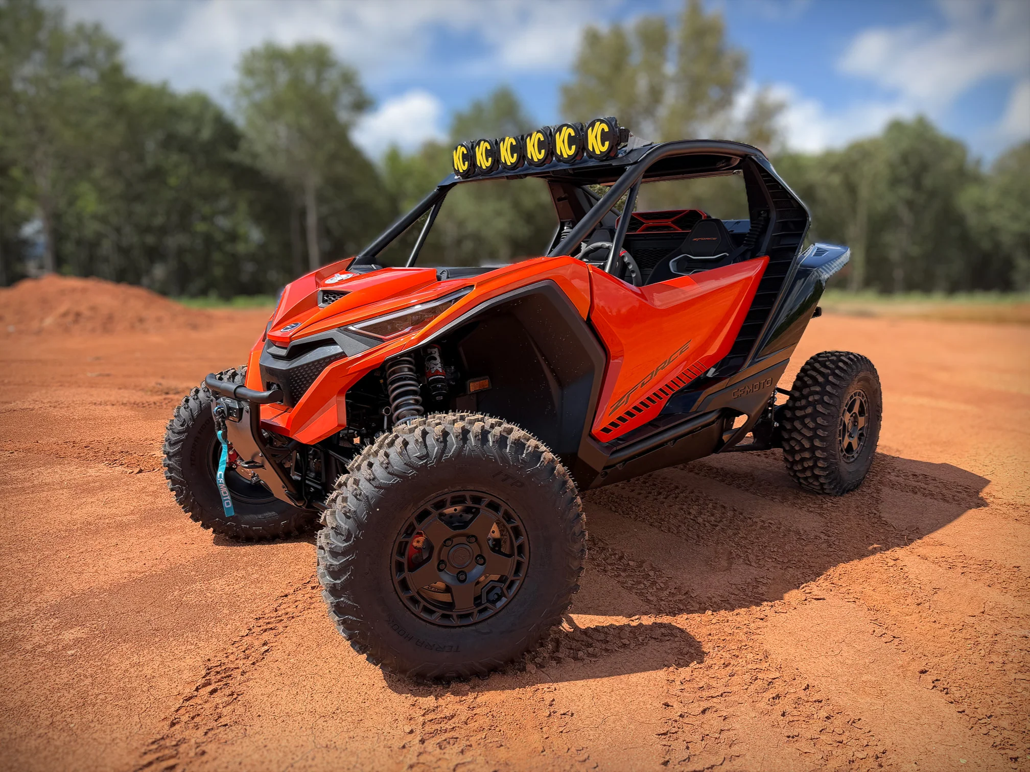 TF330402 | CFMOTO ZForce Z10 Aluminum Roof – OEM Cage (2-Seat) - Image 4