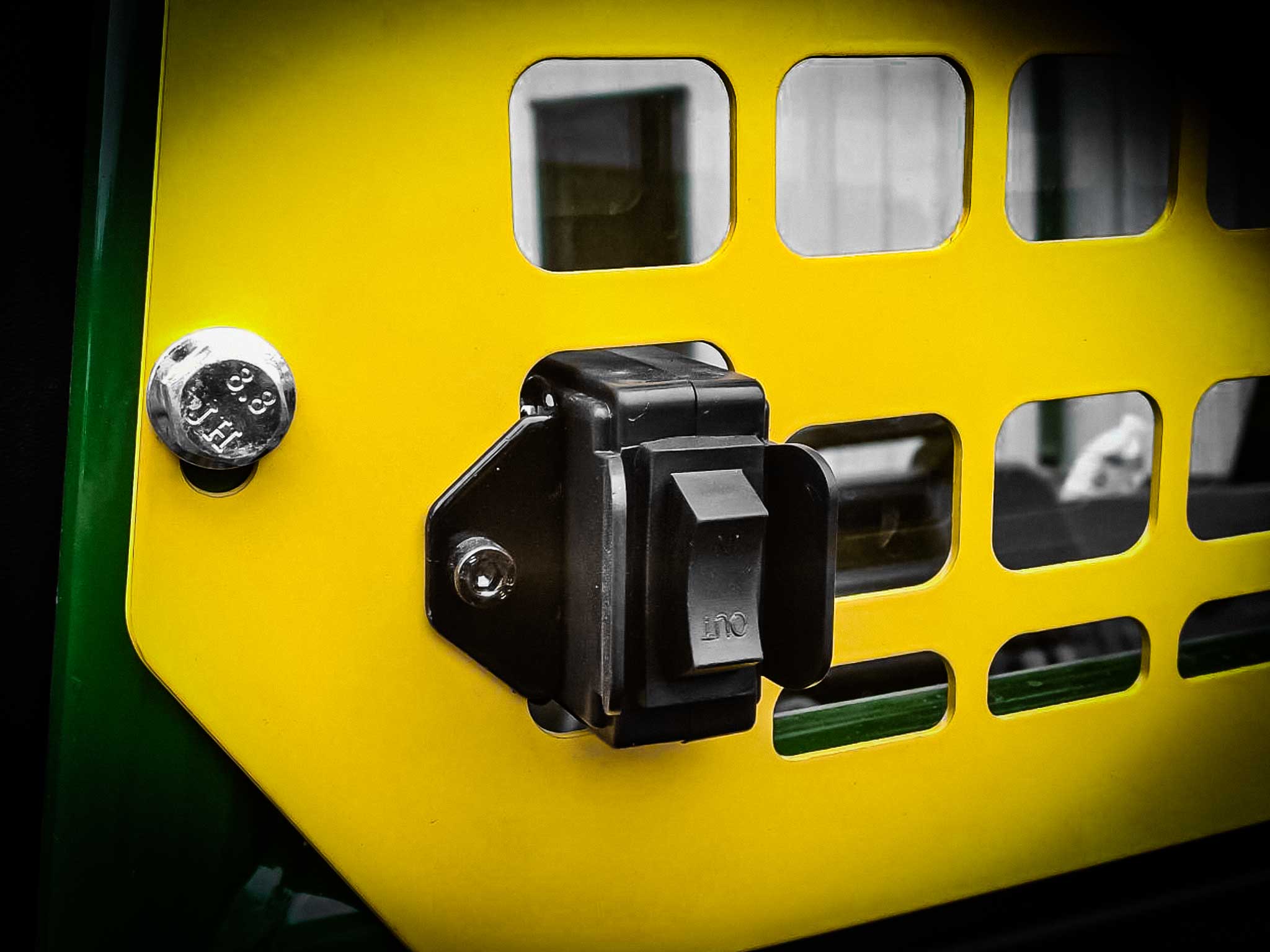 TF251601 | John Deere Gator Winch Headache Rack - Image 6